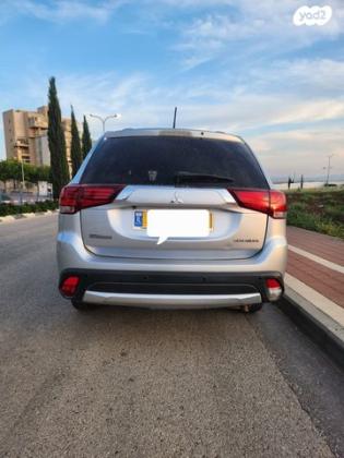 מיצובישי אאוטלנדר Instyle אוט' 7 מק' 2.0 (150 כ"ס) בנזין 2015 למכירה בעפולה