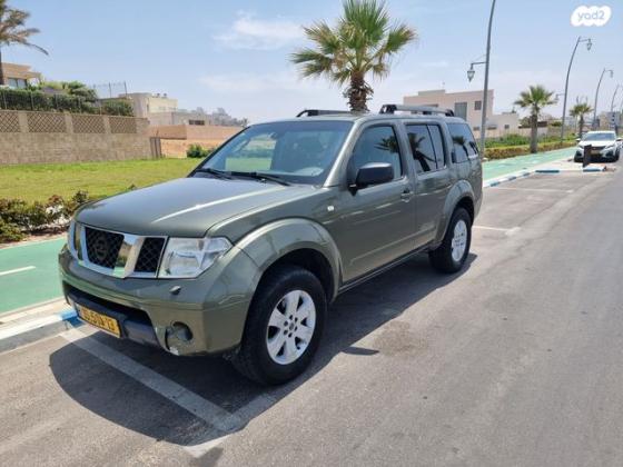 ניסאן פאת'פיינדר 4X4 SE ידני דיזל 7 מק' 2.5 (174 כ''ס) דיזל 2006 למכירה באשקלון