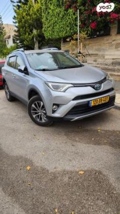 טויוטה RAV4 הייבריד Premium הייבריד אוט' 2.5 (155 כ''ס) בנזין 2018 למכירה בראשון לציון