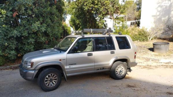 איסוזו טרופר ארוך 4X4 S אוט' דיזל 3.0 (159 כ''ס) דיזל 2004 למכירה בגבעת ברנר