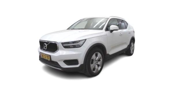 וולוו XC40 T4 Momentum אוט' 2.0 (190 כ''ס) בנזין 2018 למכירה ב