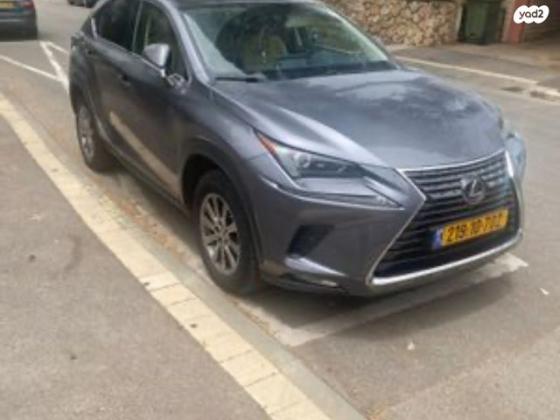 לקסוס NX NX300H Luxury הייבריד אוט' 2.5 (155 כ''ס) בנזין 2020 למכירה בחיפה