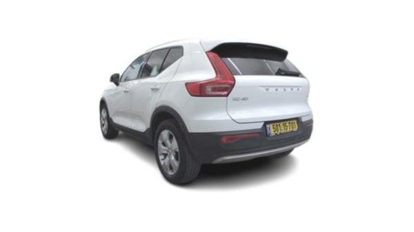 וולוו XC40 T4 Momentum אוט' 2.0 (190 כ''ס) בנזין 2018 למכירה ב