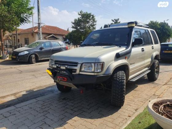 איסוזו טרופר ארוך 4X4 S אוט' 3.5 (215 כ''ס) בנזין 2002 למכירה בהרצליה