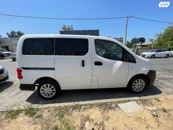 ניסאן NV200 Combi ידני דיזל 5 מק' 1.5 (90 כ''ס) דיזל 2019 למכירה בחולון