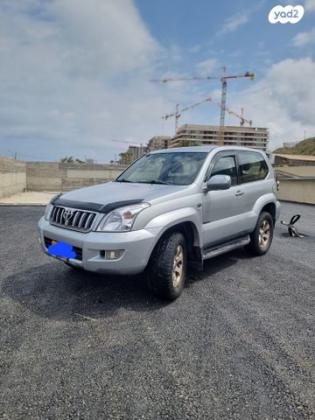 טויוטה לנד קרוזר קצר 4X4 STD אוט' דיזל 3.0 (173 כ''ס) דיזל 2003 למכירה בראשון לציון