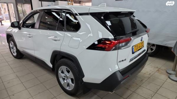 טויוטה RAV4 הייבריד E-xperience הייבריד 5 דל' אוט' 2.5 (178 כ''ס) בנזין 2021 למכירה באלון הגליל