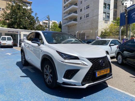 לקסוס NX 4X4 NX300H F-Sport הייבריד אוט' 2.5 (155 כ''ס) בנזין 2019 למכירה ברחובות