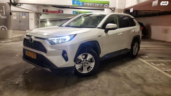 טויוטה RAV4 הייבריד E-xperience הייבריד 5 דל' אוט' 2.5 (178 כ''ס) בנזין 2019 למכירה בפתח תקווה