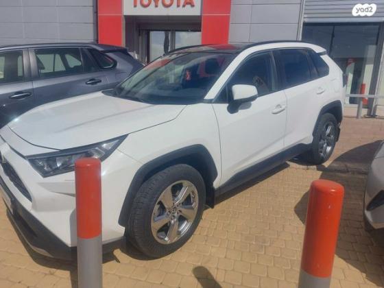 טויוטה RAV4 ארוך Extreme אוט' 2.0 (175 כ''ס) בנזין 2021 למכירה בבאר שבע