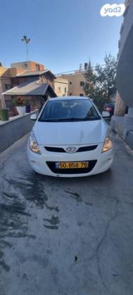 יונדאי i20 Inspire אוט' 1.4 (100 כ"ס) [2009-2015] בנזין 2011 למכירה בעין מאהל