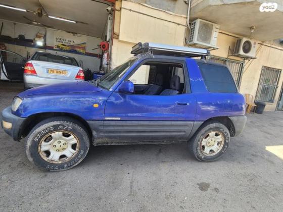 טויוטה RAV4 קצר 4X4 STD אוט' 2.0 (150 כ''ס) [1997-2000] בנזין 2000 למכירה בבית ג'ן