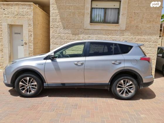 טויוטה RAV4 הייבריד Premium הייבריד אוט' 2.5 (155 כ''ס) בנזין 2018 למכירה בבאר שבע