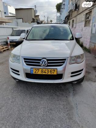 פולקסווגן טוארג 4X4 Luxury אוט' דיזל 3.0 (240 כ''ס) דיזל 2009 למכירה בפתח תקווה