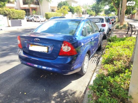 פורד פוקוס Trend סדאן אוט' 1.6 (100 כ''ס) בנזין 2008 למכירה בקדימה צורן