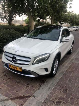 מרצדס GLA 4X4 GLA250 4MATIC Urban אוט' 2.0 (211 כ''ס) בנזין 2016 למכירה בחולון