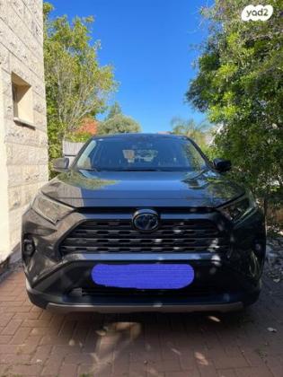 טויוטה RAV4 הייבריד E-xperience הייבריד 5 דל' אוט' 2.5 (178 כ''ס) בנזין 2022 למכירה בהרצליה