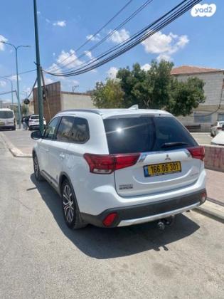 מיצובישי אאוטלנדר Instyle אוט' 7 מק' 2.0 (150 כ"ס) בנזין 2018 למכירה ברהט