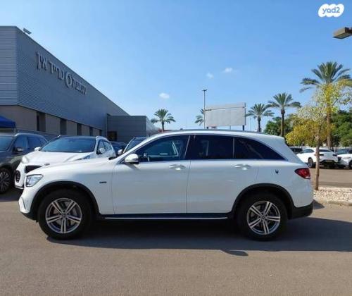 מרצדס GLC 4X4 GLC300E 4M Prem L.Pl היבריד אוט' 2.0(211 כ''ס) היברידי חשמל / בנזין 2022 למכירה ב