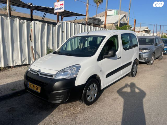 סיטרואן ברלינגו דור 2 (2008-2019) Comfort Plus ידני דיזל + 4 כ"א 1.6 (75 כ''ס) דיזל 2019 למכירה בחולון