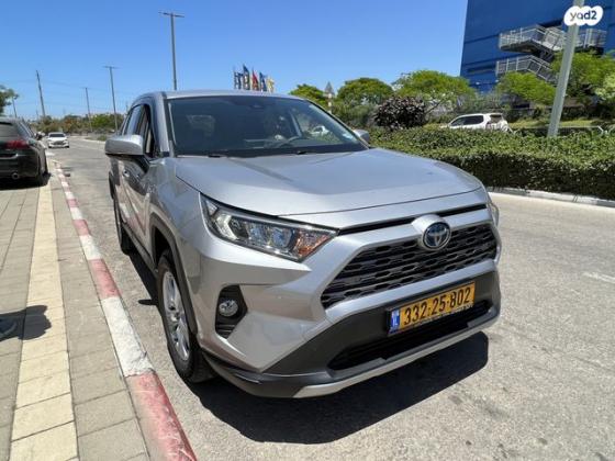 טויוטה RAV4 הייבריד E-xperience הייבריד 5 דל' אוט' 2.5 (178 כ''ס) בנזין 2021 למכירה בבאר יעקב