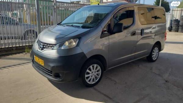 ניסאן NV200 Combi ידני דיזל 5 מק' 1.5 (90 כ''ס) דיזל 2017 למכירה בראש העין