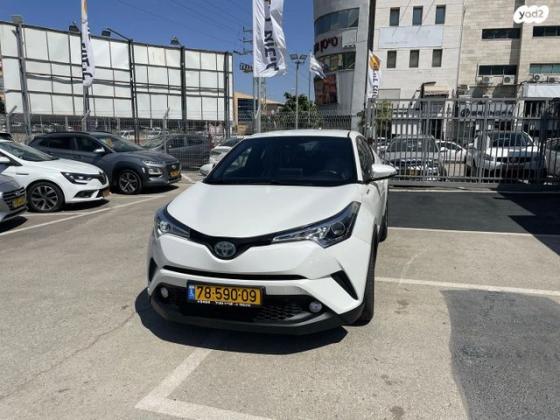 טויוטה C-HR City הייבריד אוט' 1.8 (98 כ"ס) היברידי חשמל / בנזין 2017 למכירה ב