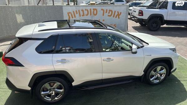 טויוטה RAV4 הייבריד 4X4 E-xclusive הייבריד אוט' 2.5 (178 כ''ס) בנזין 2020 למכירה בנתניה