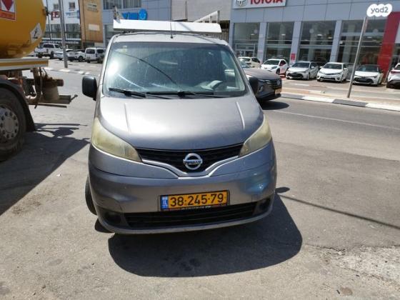 ניסאן NV200 Upper ידני דיזל 7 מק' 1.5 (85 כ''ס) דיזל 2012 למכירה בעפולה