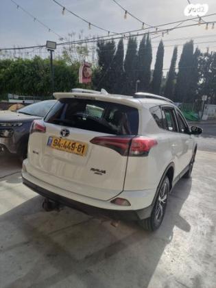 טויוטה RAV4 ארוך 4X4 GLI MC אוט' 2.0 (152 כ"ס) בנזין 2017 למכירה בעפולה