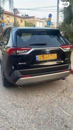 טויוטה RAV4 הייבריד E-xperience הייבריד 5 דל' אוט' 2.5 (178 כ''ס) בנזין 2022 למכירה בראש העין