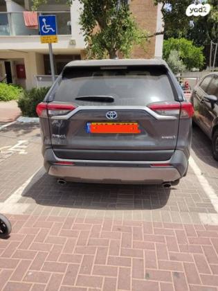 טויוטה RAV4 הייבריד E-xperience הייבריד 5 דל' אוט' 2.5 (178 כ''ס) בנזין 2019 למכירה בנתניה