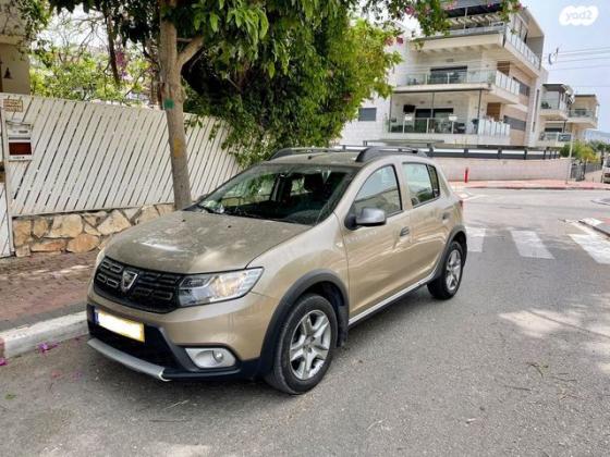 דאצ'יה סנדרו Stepway Laureate ידני טורבו דיזל 1.5 (95 כ''ס) דיזל 2020 למכירה בחיפה