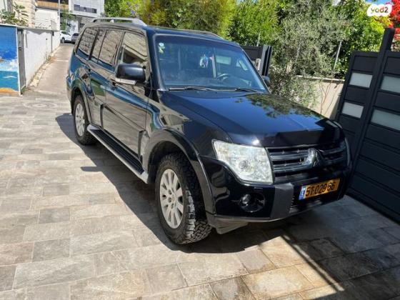 מיצובישי פג'רו ארוך 4X4 Limited אוט' 7 מק' 3.8 (250 כ''ס) בנזין 2009 למכירה בחיפה