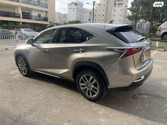 לקסוס NX NX300H Luxury הייבריד אוט' 2.5 (155 כ''ס) בנזין 2015 למכירה בחולון