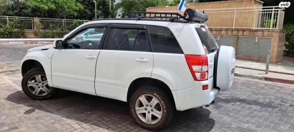 סוזוקי גרנד ויטרה 4X4 JLX-AL אוט' 5 דל' 2.0 (140 כ''ס) בנזין 2008 למכירה בפתח תקווה