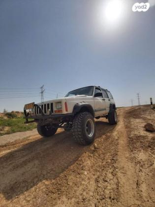 ג'יפ / Jeep צ'ירוקי 4X4 Sport אוט' 4.0 (176 כ''ס) בנזין 1999 למכירה בחולון