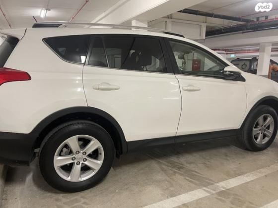 טויוטה RAV4 ארוך 4X4 Premium אוט' 2.0 (151 כ''ס) בנזין 2013 למכירה בעכו