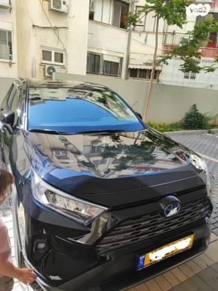 טויוטה RAV4 הייבריד E-xperience הייבריד 5 דל' אוט' 2.5 (178 כ''ס) בנזין 2022 למכירה בפתח תקווה