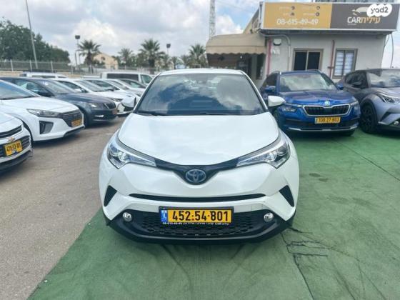 טויוטה C-HR City הייבריד אוט' 1.8 (98 כ"ס) בנזין 2018 למכירה במודיעין מכבים רעות