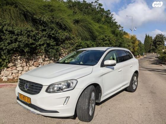 וולוו XC60 T5 Kinetic סטיישן אוט' 2.0 (245 כ''ס) בנזין 2015 למכירה בחיפה