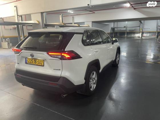 טויוטה RAV4 הייבריד E-volve הייבריד אוט' 2.5 (178 כ''ס) בנזין 2020 למכירה בקרית מוצקין