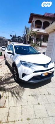 טויוטה RAV4 ארוך 4X4 GLI MC אוט' 2.0 (152 כ"ס) בנזין 2016 למכירה באום אל פחם