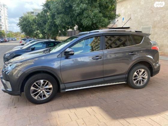 טויוטה RAV4 הייבריד Premium הייבריד אוט' 2.5 (155 כ''ס) בנזין 2017 למכירה בהרצליה