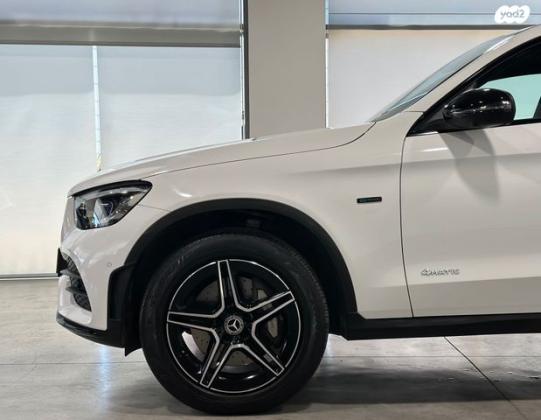 מרצדס GLC-Class קופה 4X4 GLC300E AMG Plus קופה הייב' אוט' 2.0 (333 כ"ס) היברידי חשמל / בנזין 2021 למכירה בראשון לציון