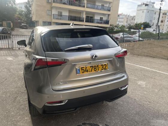 לקסוס NX NX300H Luxury הייבריד אוט' 2.5 (155 כ''ס) בנזין 2015 למכירה בחולון