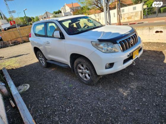 טויוטה לנד קרוזר קצר 4X4 Select 60th אוט' דיזל 3.0 (190 כ''ס) דיזל 2013 למכירה בכפר יונה