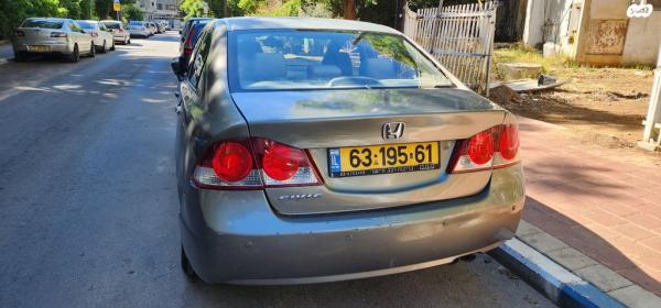 הונדה סיוויק סדאן החדשה LS אוט' 1.8 (140 כ''ס) בנזין 2007 למכירה בבני ברק