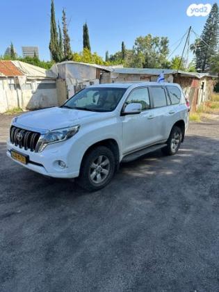 טויוטה לנד קרוזר ארוך 4X4 Luxury אוט' דיזל 7 מק' 2.8 (177 כ"ס) דיזל 2018 למכירה בגבעתיים