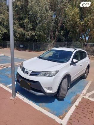 טויוטה RAV4 ארוך 4X4 Premium אוט' 2.0 (151 כ''ס) בנזין 2015 למכירה באשדוד